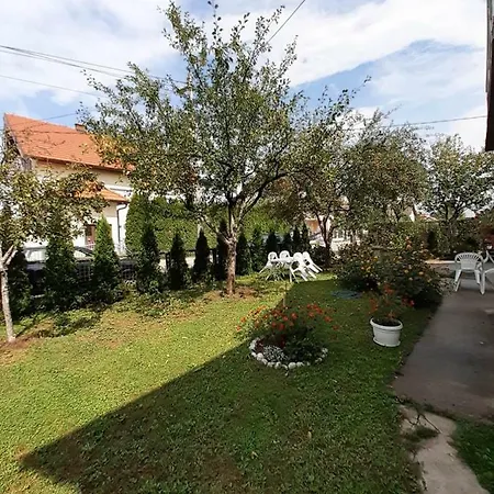 Apartman Bronja Appartement *